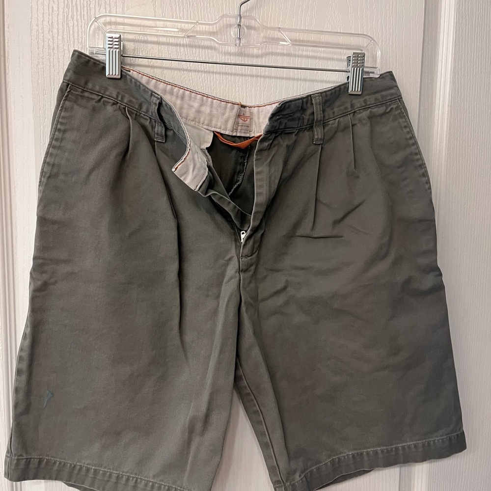 Dockers Men's Flat Front Shorts - Gray